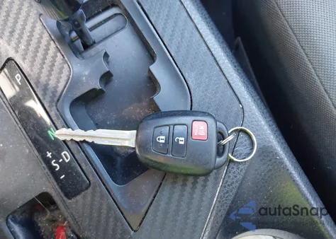 2013 Toyota Rav4 Le from USA, damaged, VIN JTMBFREV1DD024130